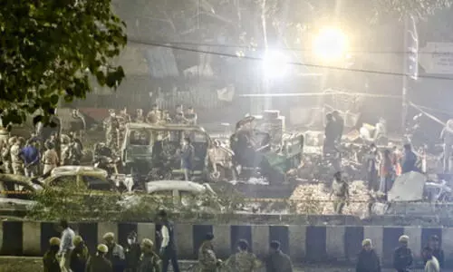 Red Fort blast likely a suicide attack involving ammonium nitrate: Investigators