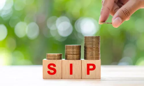 SIP collections soar to historic high of ₹29,529 crore in October