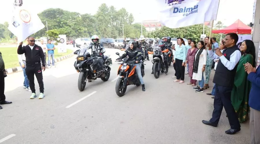 Engines roar for women’s safety as ‘Vishwas Yatra’ rides from Guwahati to Jorhat Engines roar for women’s safety as ‘Vishwas Yatra’ rides from Guwahati to Jorhat
