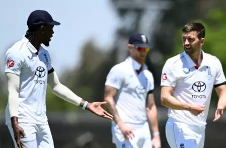 Ashes concern for England as Mark Wood faces scans over hamstring issue