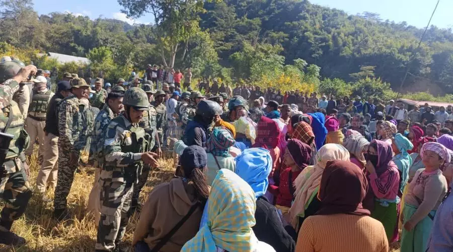 Imphal East tense as Manipur IDPs clash with forces during attempt to return home