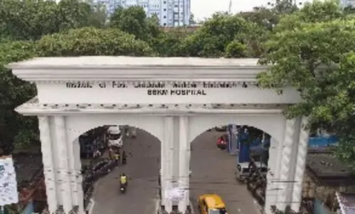 Six hospitalized in critical state after acid mistakenly used in cooking in Ghatal