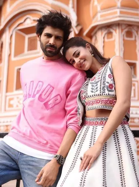 Ananya Panday praises Kartik Aaryan for prioritising the film over himself
