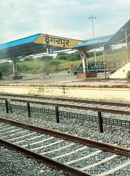 22 kids rescued at Rajasthan railway station; 3 agents held