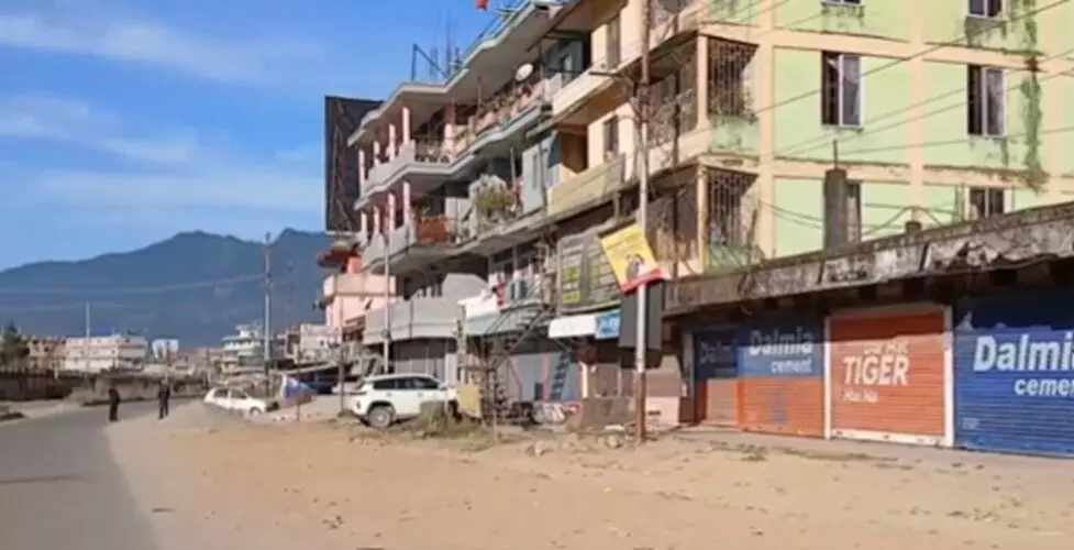 12-hr bandh hits Arunachal Capital Complex; police detain 6 amid tensions 12-hr bandh hits Arunachal Capital Complex; police detain 6 amid tensions