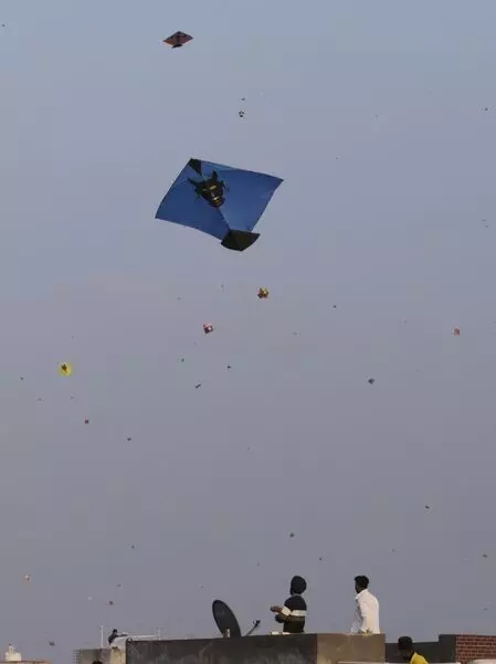 Over ₹8 lakh worth of Chinese manjha seized in Ahmedabad during police action Over ₹8 lakh worth of Chinese manjha seized in Ahmedabad during police action