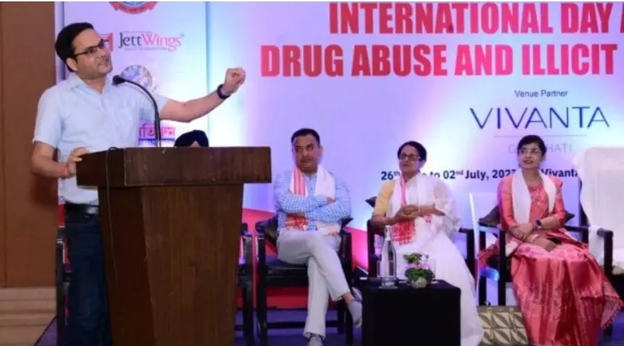 The Art of Teaching Science: Making Chemistry Fun with Lalan & Hridesh Sir The Art of Teaching Science: Making Chemistry Fun with Lalan & Hridesh Sir