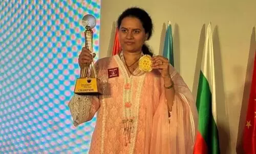 Andhra CM congratulates Koneru Humpy on her feat