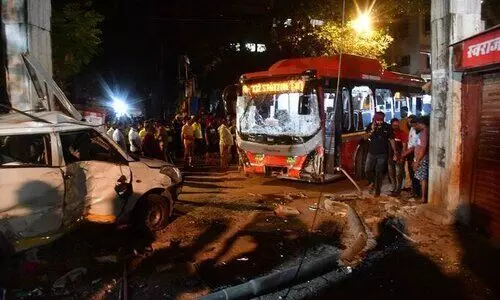 Death toll reaches four in Mumbai BEST bus crash