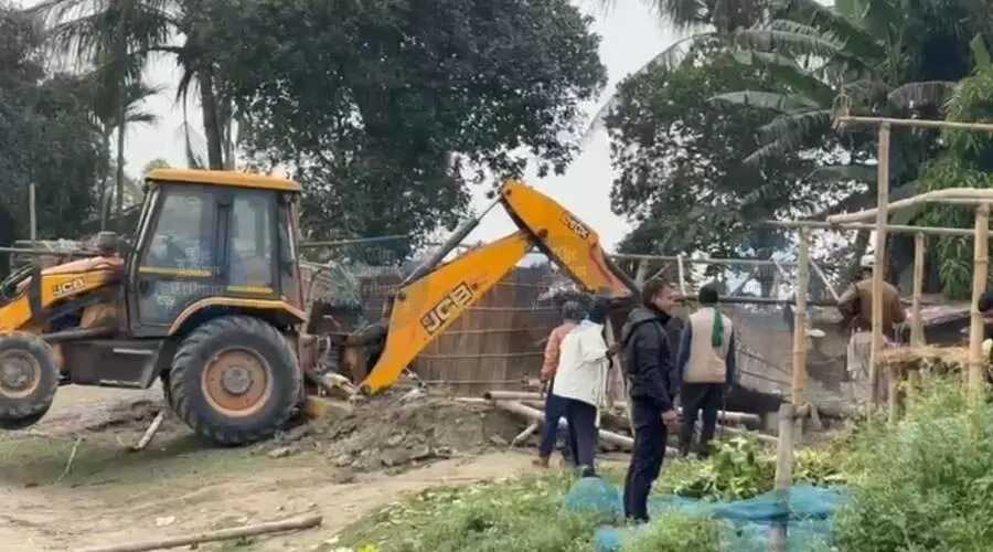 Eviction drive underway at Burhachapori WLS, target set at 6,200 bighas Eviction drive underway at Burhachapori WLS, target set at 6,200 bighas