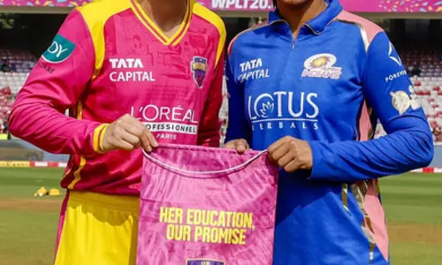 WPL 2026: Kranthi makes debut as MI opt to bowl against unchanged UPW
