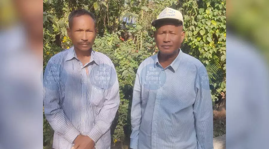 Kamrup villager earns praise for handing over broken elephant tusk to Forest Dept Kamrup villager earns praise for handing over broken elephant tusk to Forest Dept