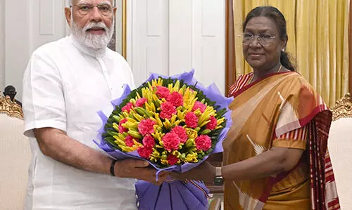 President Murmu, PM Modi send greetings on UP foundation day