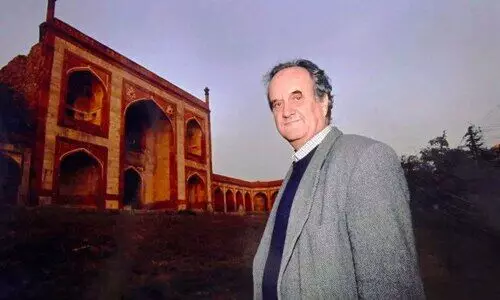 Veteran journalist, author, Mark Tully passes away at 90