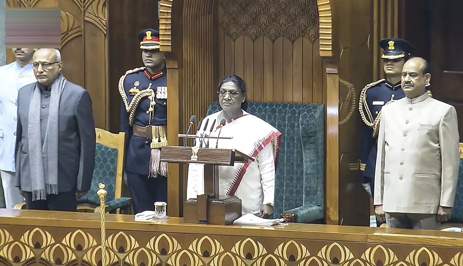 Budget Session begins as President Murmu addresses joint sitting of Parliament