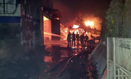 Kolkata warehouse fire: Death toll rises to 16; search continues