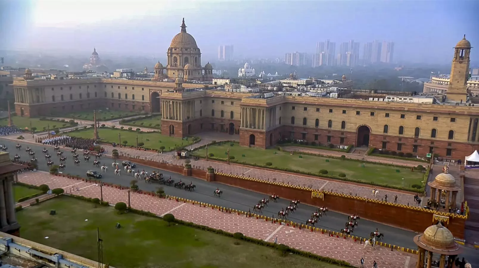 From ‘Kadam Kadam’ to ‘Vijay Bharat’, Beating Retreat closes R-Day at Raisina Hill