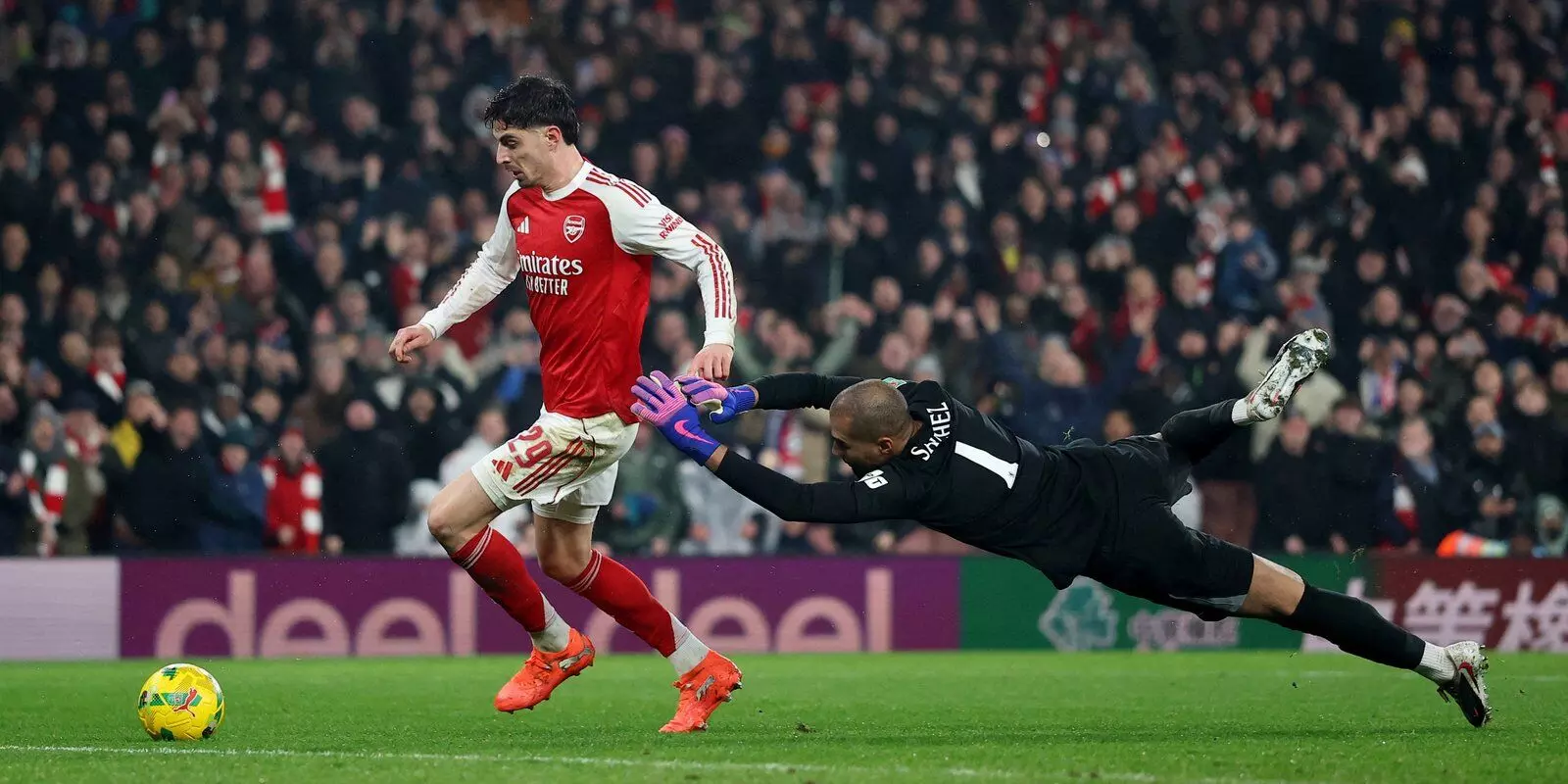 Arsenal reach Carabao Cup final after Havertz’s last-gasp winner