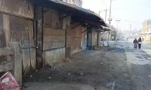 Shutdown imposed in Tuibong after night-long clashes, tension linger in Churachandpur