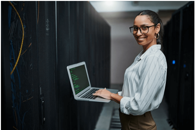 How to Become a Cloud Architect in 2026: Skills, Courses & Salary Guide