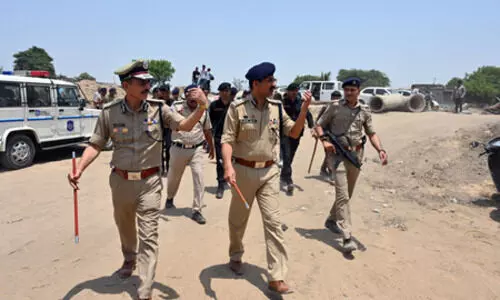 Gujarat cops uncover 10,000 liquor bottles hidden in truck