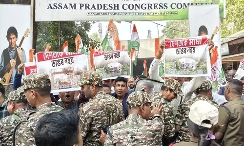 Congress hits streets in Dispur, targets Assam CM over alleged asset buildup