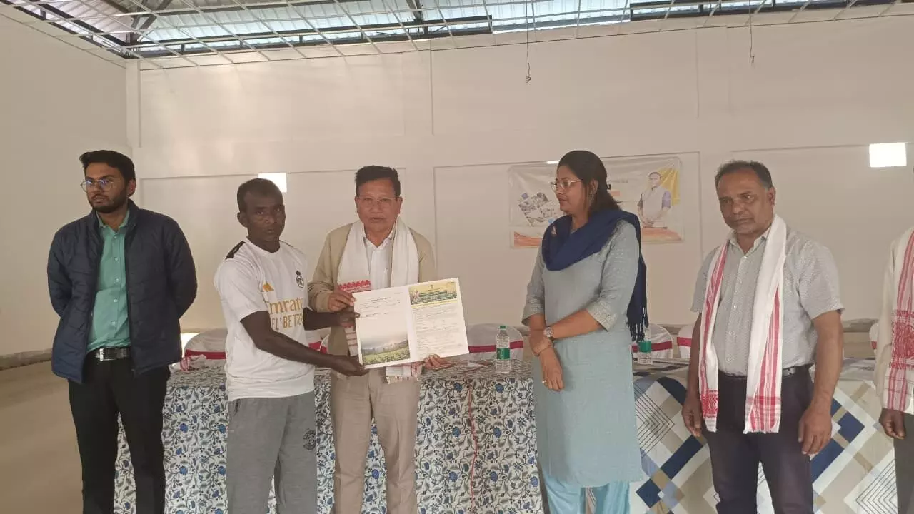 Over 38,000 land settlement forms distributed to tea workers in Jorhat, Darrang, Morigaon