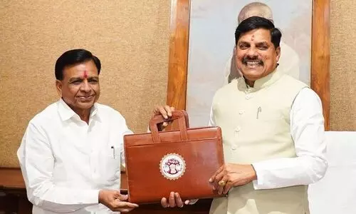 MP govt unveils Rs 4.38 lakh crore budget for women, farmers