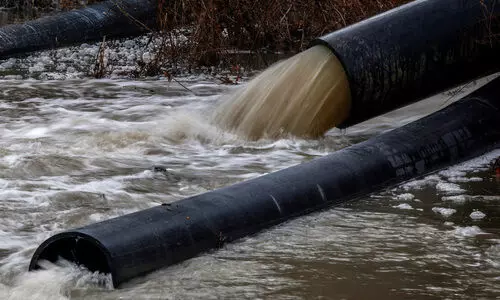 DC Mayor declares emergency over Potomac sewage spill