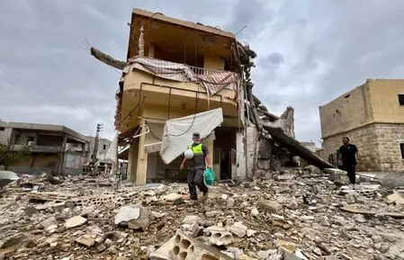 Israeli strikes in Lebanon kill 3 Hezbollah commanders