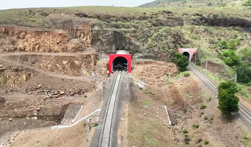 Centre evaluates major projects under PM GatiShakti