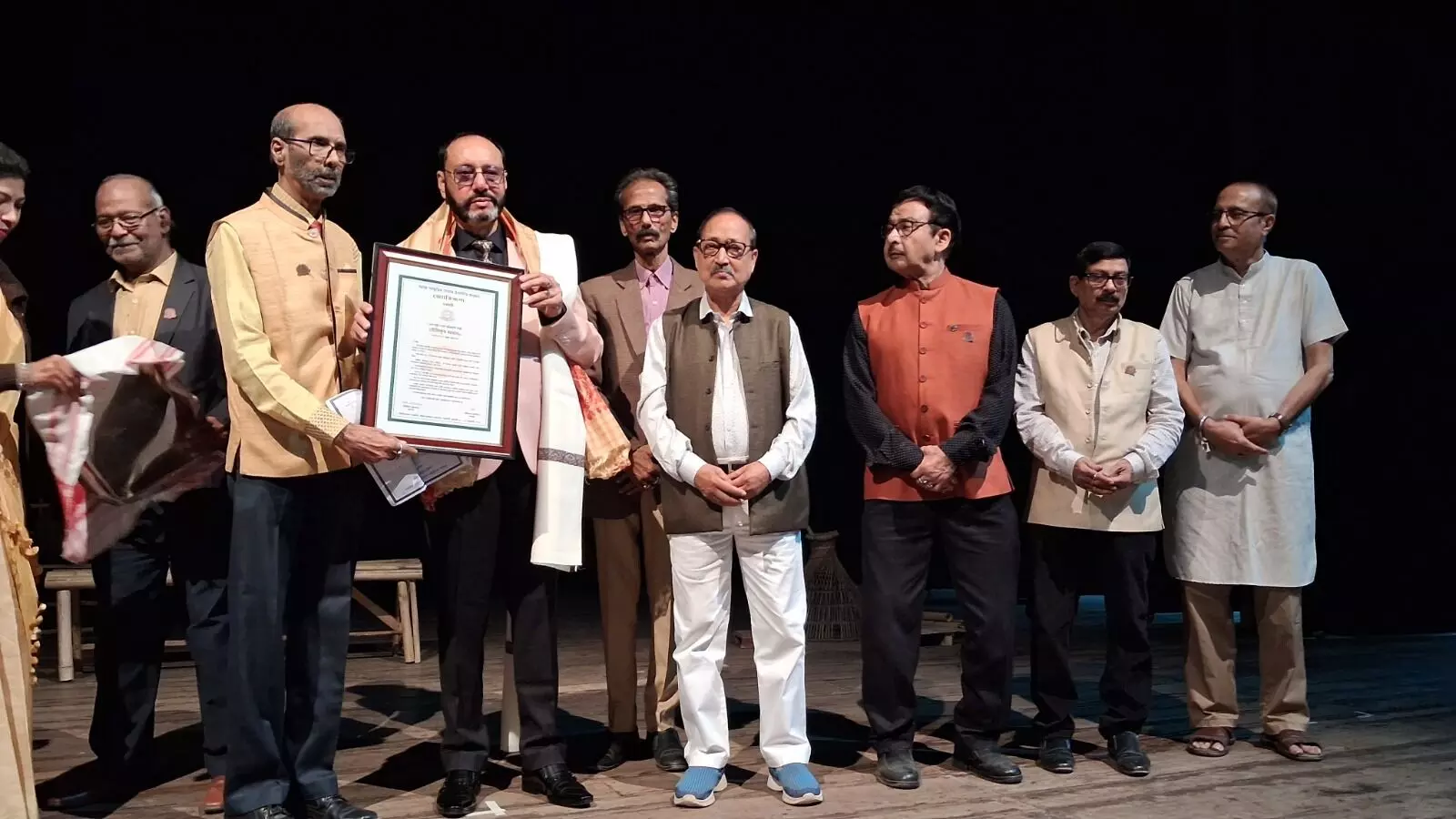 Veteran actor Taufiqur Rahman honoured at Radha Govinda Baruah Theatre Festival Veteran actor Taufiqur Rahman honoured at Radha Govinda Baruah Theatre Festival