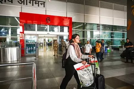 Flights from some Middle East cities partly resume for Indian airlines