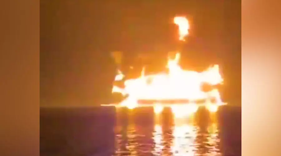 Indian national killed as Iran ‘suicide’ boat hits US-linked tanker near Iraq