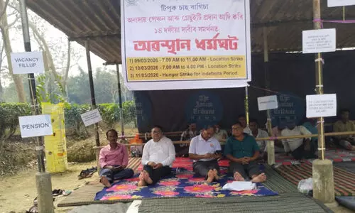 Tippuk Tea Estate workers halt hunger strike after assurance of tripartite talks
