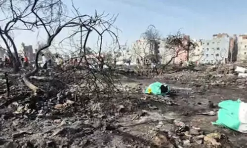 Massive fire destroys nearly 400 slums near Matiala fish market