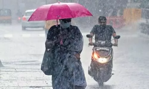 Squall brings 5°C dip in Kolkata mercury; more storms likely