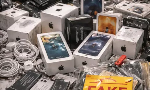 Mumbai police seize fake mobile accessories worth Rs 16.33 lakh