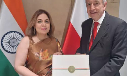 India, Poland discuss strengthening political, economic relations