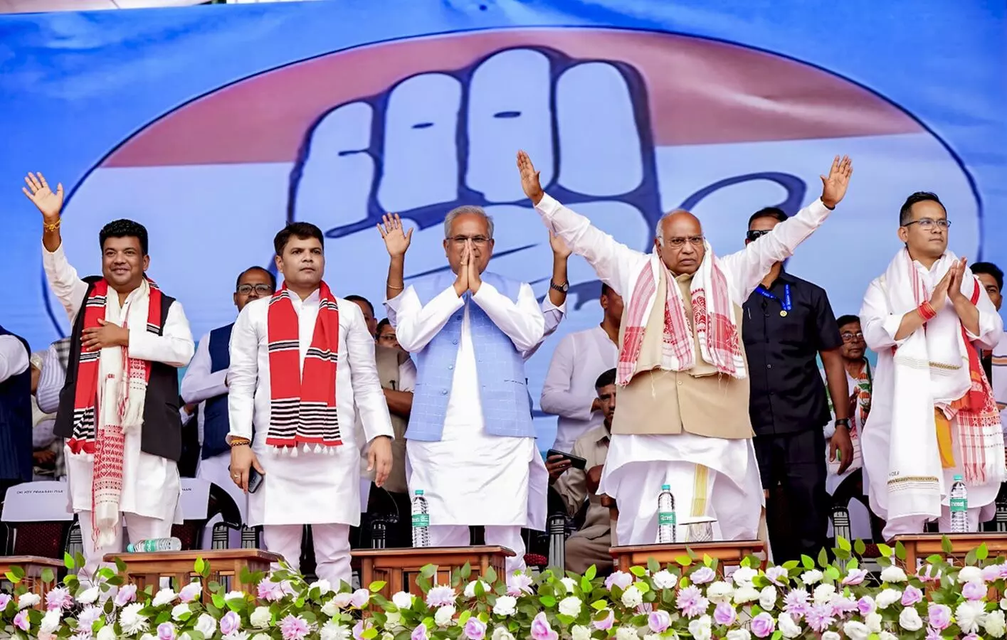 Assam polls: Congress unveils manifesto, vows justice to Zubeen in 100 days