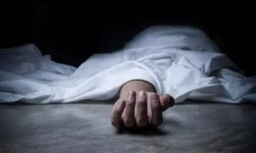 Doctor couple in Andhra die by suicide after killing child