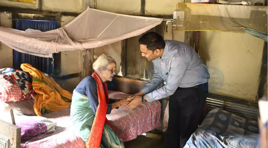 Assam polls: 101-yr-old voter felicitated in Kokrajhar under home-voting drive Assam polls: 101-yr-old voter felicitated in Kokrajhar under home-voting drive