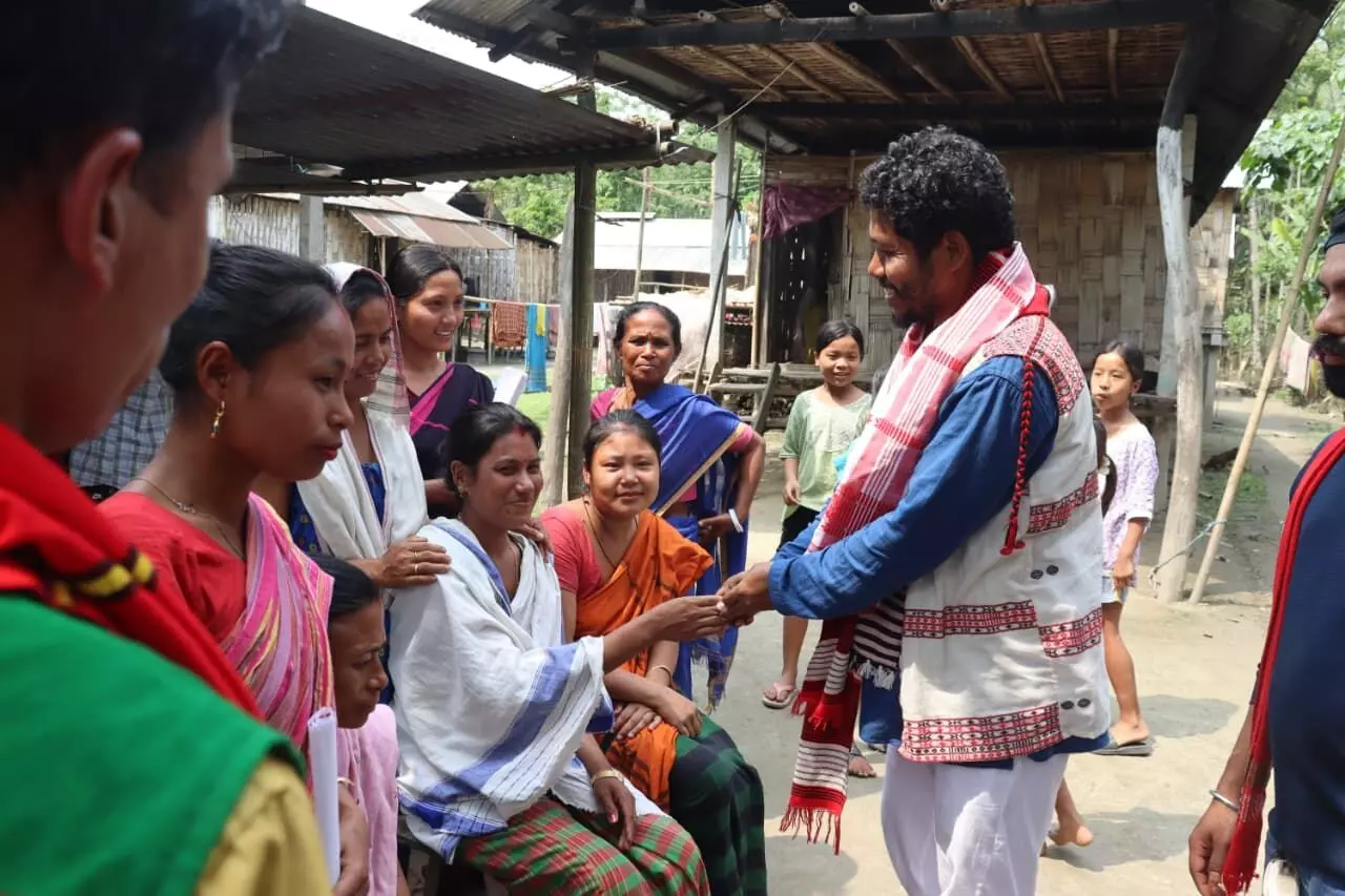 As crorepatis crowd Assam polls, a Bokakhat Independent opts for crowdfunding