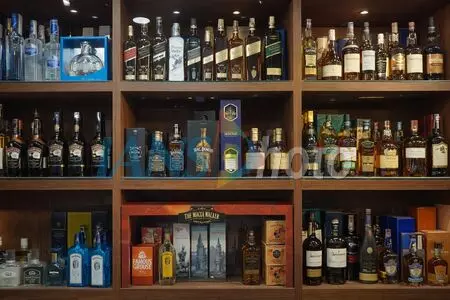 Rajasthan imposes Rs 50,000 penalty for illegal liquor serving