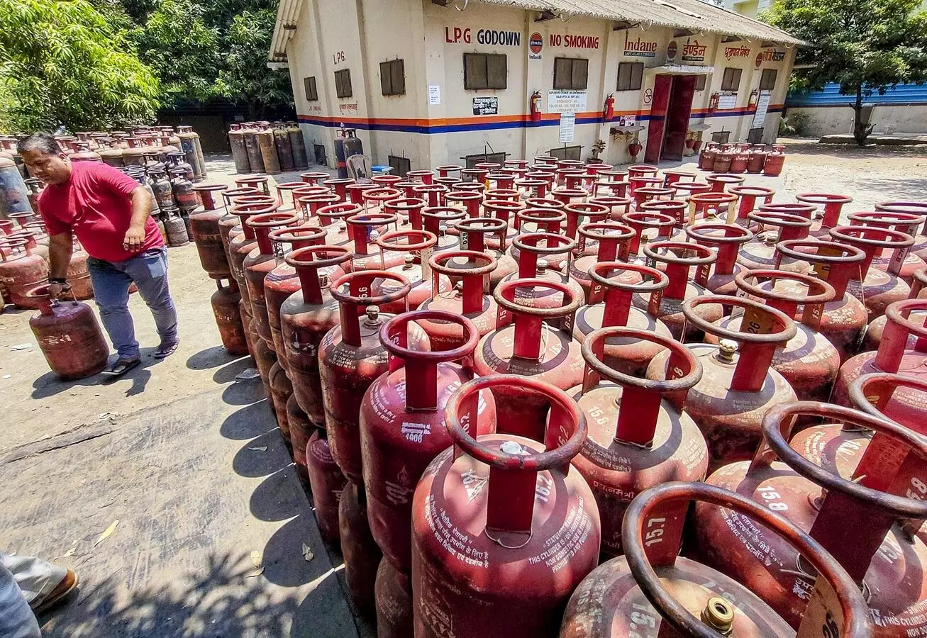 Assam CM promises free LPG for Bihu, Durga Puja; keeps eligibility cards close