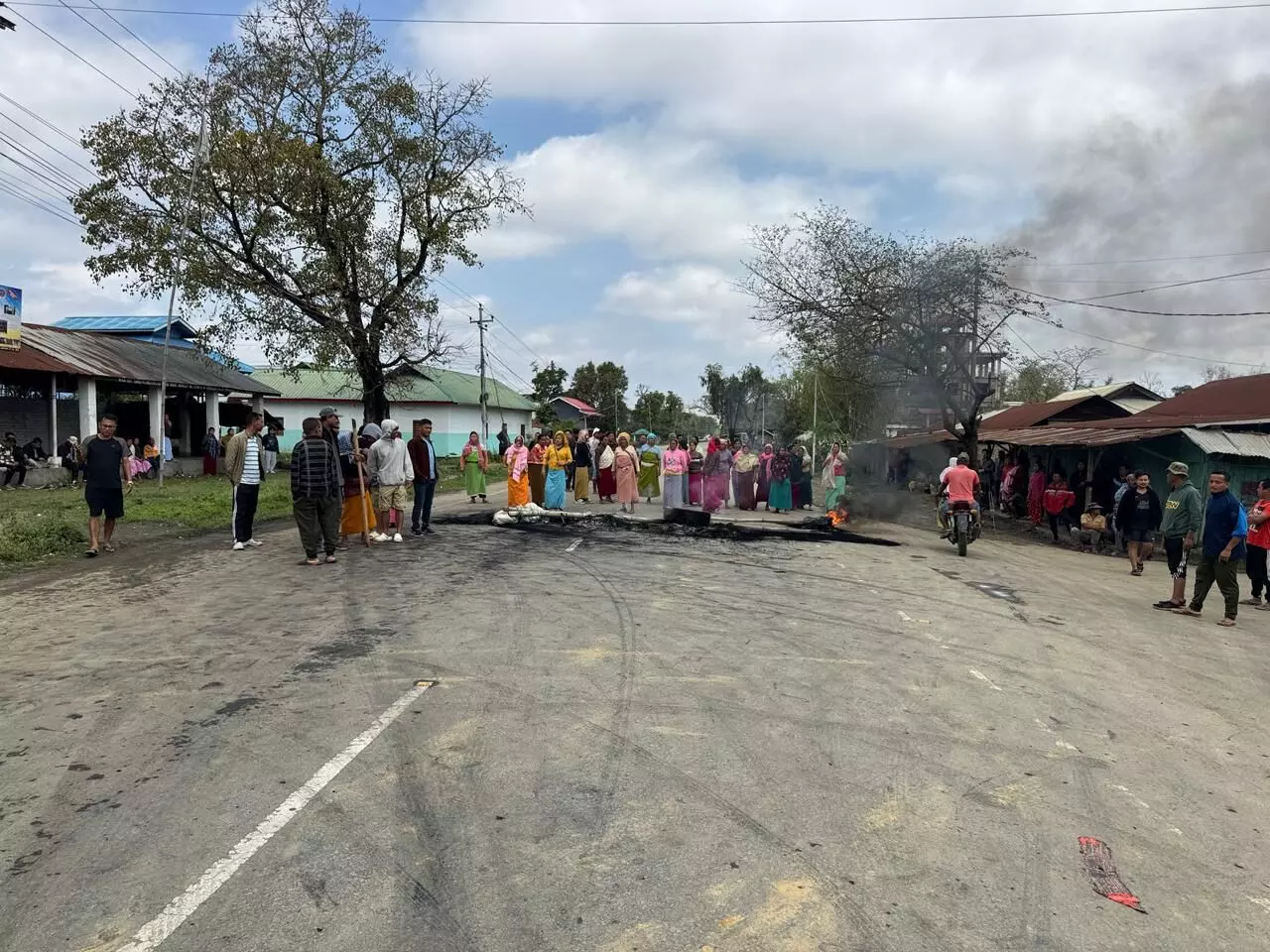 Amid unrest, Manipur CM plans Kuki belt visit; internet curbs eased partly