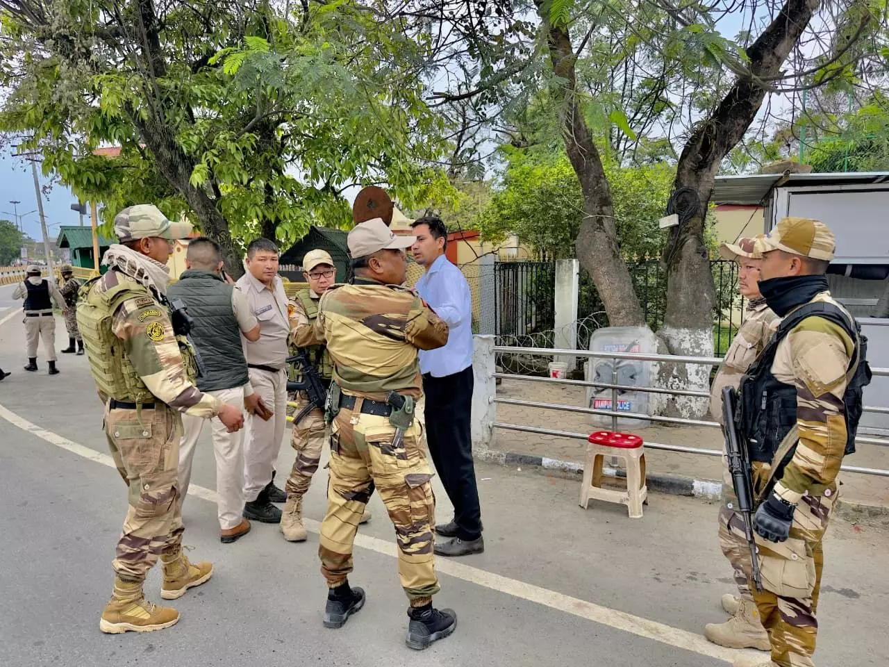 Imphal lawyer attempts self-immolation over Bishnupur blasts; police intervene Imphal lawyer attempts self-immolation over Bishnupur blasts; police intervene