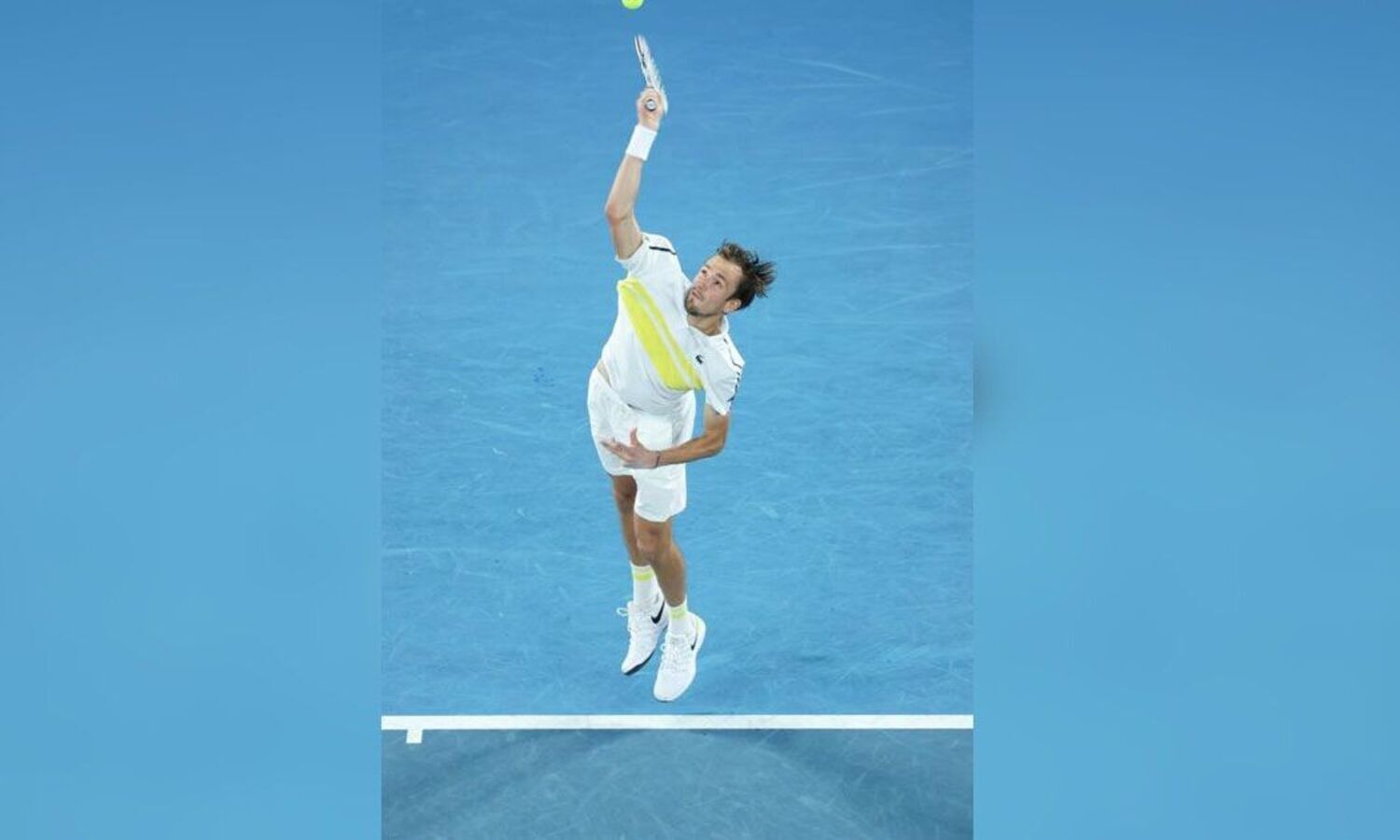 Medvedev faces Djokovic in Aus Open final