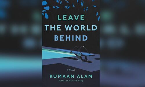 LOVING LITERATURE - Standout stillness