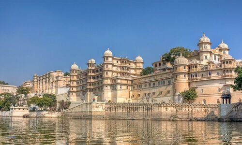 TRAVEL - In the city of lakes